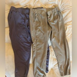 2 pair of pull on pants